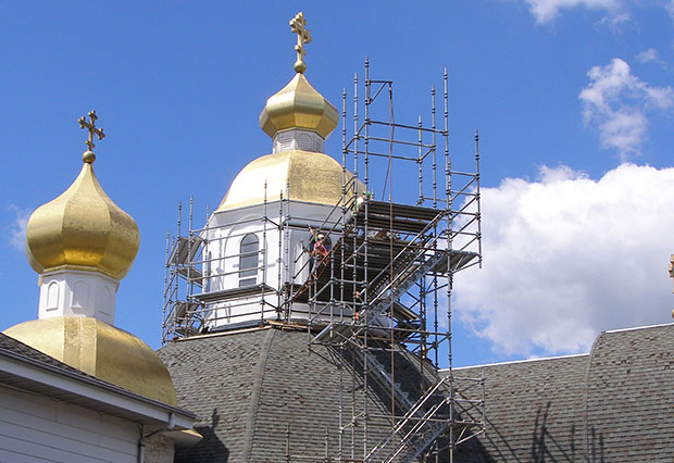 church roof scaffolding photo